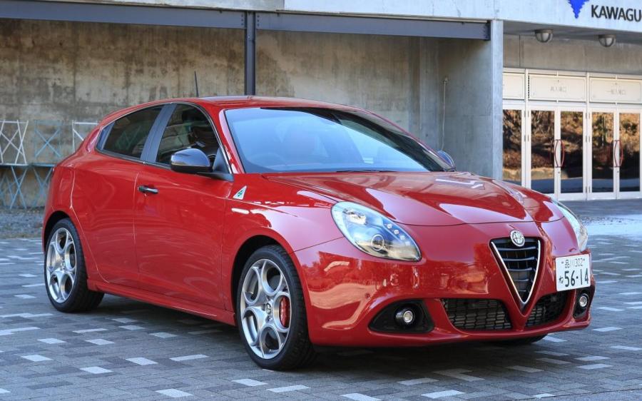 Alfa Romeo Giulietta Quadrifoglio Verde (940) (JP) '2015 - 16